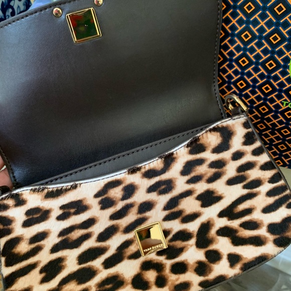 Tory Burch Britten Brown Leopard Shoulder Bag - Picture 3 of 11